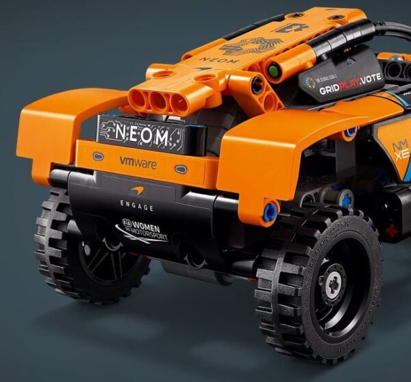 LEGO Technic Neom McLanren Extreme E Team (42166)