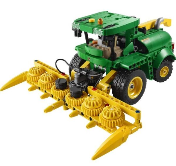 228269_1.jpg LEGO Technic John Deere 9700 Forage Harvester (42168)