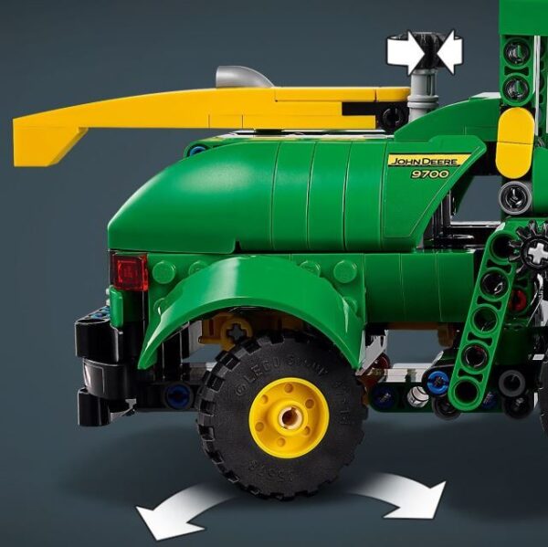 228269_3.jpg LEGO Technic John Deere 9700 Forage Harvester (42168)