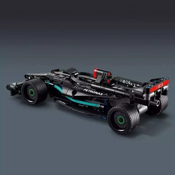 230388_3.jpg LEGO Technic Mercedes AMG F1 W14 E Performance Pull Back (42165)