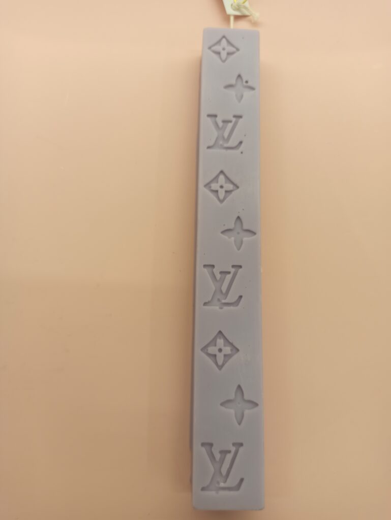 Λαμπάδα LV