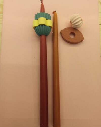 ΛΑΜΠΑΔΑ ΜΕ ΔΙΑΚΟΣΜΗΤΙΚΑ ΣΤΟΙΧΕΙΑ