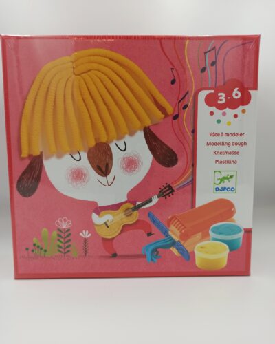 Modelling Dough Curls And Straight Hair