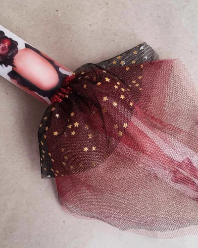 ΛΑΜΠΑΔΑ ΚΟΚΚΙΝΟ ΦΟΡΕΜΑ ΜΕ ΑΣΤΕΡΑΚΙΑ